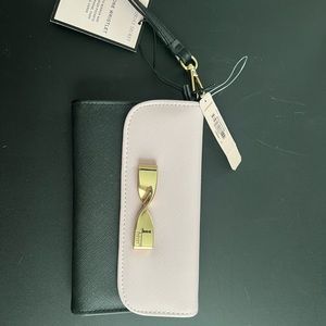 victoria secret wristlet